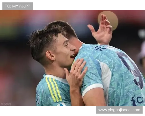 小孔塞桑谈与伊尔迪兹默契配合弗拉霍维奇或因内收肌受伤